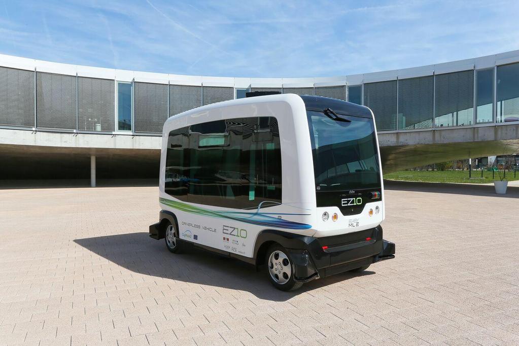 Sogeti test nu al zelfrijdende voertuigen De Wepod in Wageningen