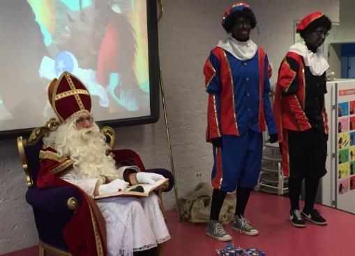 Sint heeft alle groepen gezien en op de andere momenten werden er in de groepen leuke Sinterklaas activiteiten geregeld.