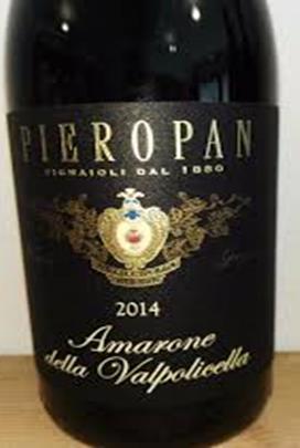 Wijn 6 Pieropan Amarone Vigna Garzon 2014 60% corvina, rondinella, 5% croatina, 35% corvinone Handmatige oogst in september. Na de natuurlijk droogperiode van 4 maanden worden de druiven geperst.