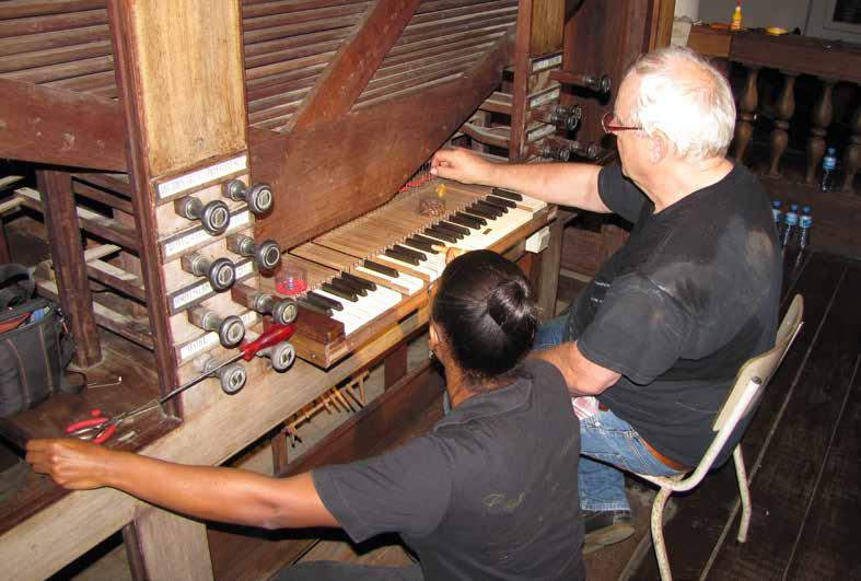 Nieuw leven voor klinkend erfgoed overzee Orgelklanken in Suriname Erfgoed Nederlandse instrumentmakers bouwden carillons en orgels voor gebruik in Indonesië, Sri Lanka, de Nederlandse Antillen en