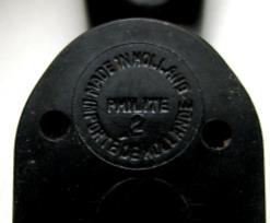 Het slot en de sleutel horen natuurlijk bij elkaar, en zijn genummerd: 82. Gemaakt in België, door de firma JuNie ( slotenmakers sinds 1850 ).