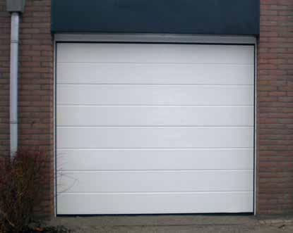 Met een sectionaaldeur van Novoferm kunt u in vele gevallen voorkomen dat uw garageopening
