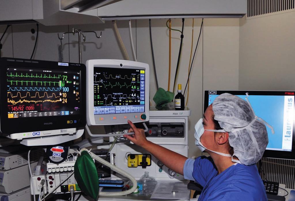 Het beroep van anesthesiemedewerker is zelfstandig, dynamisch en divers. Als anesthesiemedewerker vervul je een cruciale taak, waarbij het bewaken van de vitale functies van de patiënt centraal staat.