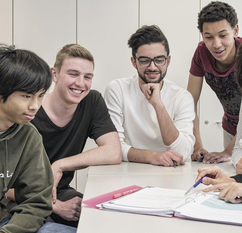 Derde graad BSO Kantoor Retail Je talenten Je hebt een brede vorming vanuit de tweede graad Office & retail.