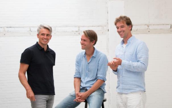 Studioschaeffer is officieel opgericht als maatschap 1 januari 2004 in Rotterdam door Bas van den Broeck,