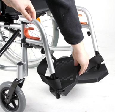 7 Transport en vervoer van de rolstoel Bij het ontwerp van uw Excel G-Lightweight rolstoel is er rekening gehouden met eenvoudig kunnen vervoeren van uw rolstoel in de auto.