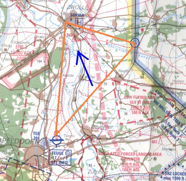 7.3.2 Oefeningen met de motorzwever Een eerste overland is spannend. Niet meer binnen glijbereik van het eigen vertrouwde veld. Voor iedereen is zo'n eerste vlucht een ontmoeting met het onbekende.