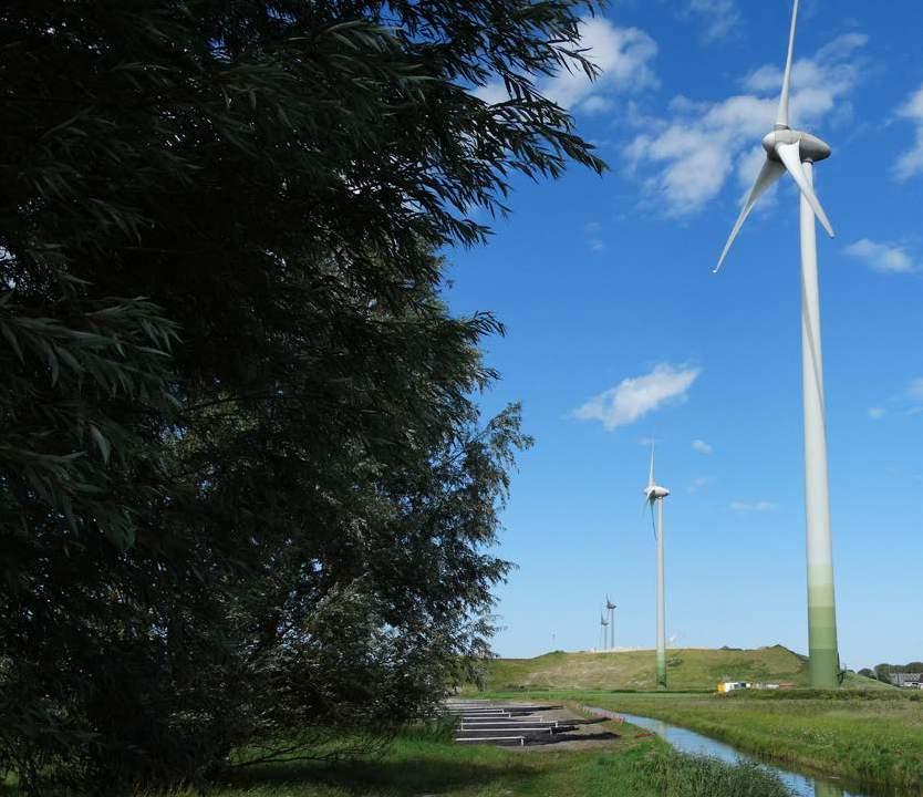 Bestuursverslag DUURZAME ENERGIE Toen de certificaten van aandelen in de Alkmaarse windmolen Boekel werden uitgegeven aan particulieren, waren ze in