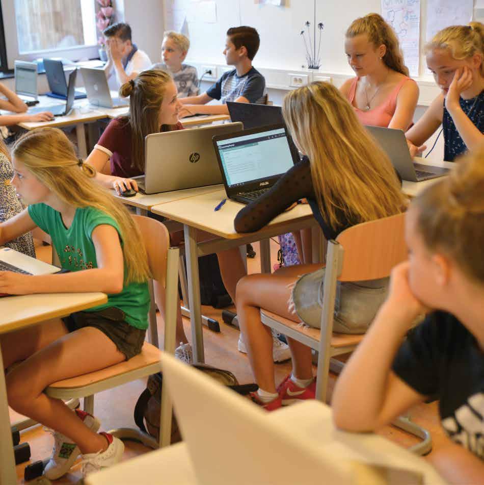 Van alle leerlingen die starten in leerjaar 1 verwachten we dat ze hun eigen laptop meebrengen tijdens de lessen.