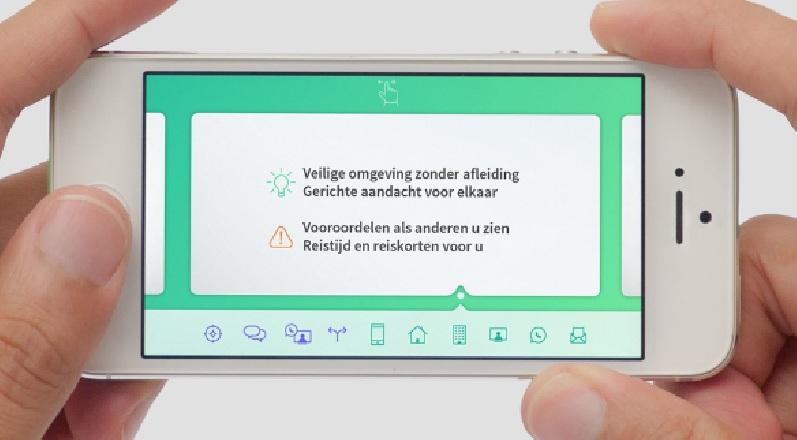 situatie en zijn zorgvraag? Hiertoe wordt de app geopend en de telefoon of tablet op tafel gelegd zodat het scherm leesbaar is voor zowel zorgverlener als patiënt.
