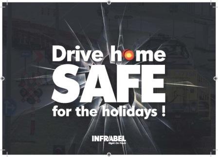 In de week voor Kerstmis (18-22 december) deelde Infrabel in vijf haventerminals in Antwerpen, folders uit aan zo n 25.000 vrachtwagenbestuurders.