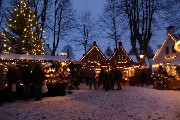 Activiteiten in kijker Kerstmarkt Op 13 december is het kerstmarkt in De Refuge.