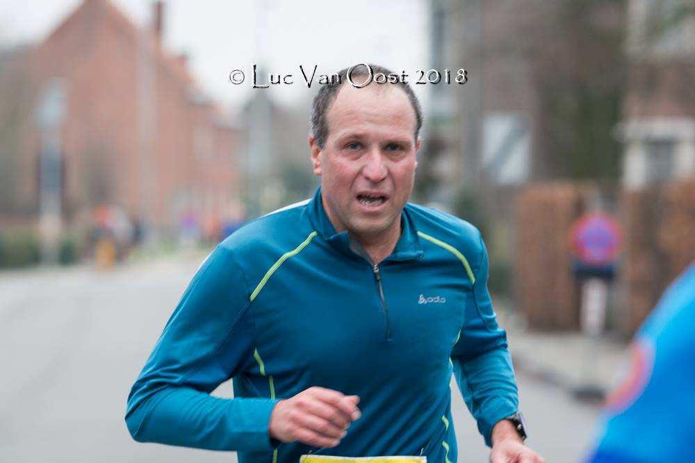 Uitslagen januari-februari maart 2018 Januari 06.01: Heikant: Jeff Thuy Memorial (NED) 5 km: 87 deelnemers: 73. Carine Buysse: 0:36:00 12km: 125 deelnemers 33. Wim Van Nieuwenhuize: 0:53:04 50.