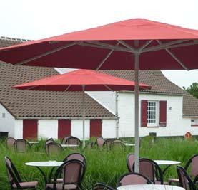 Terras- & horecaparasols Parasols de terrasse et horeca Party Lichtgewicht parasol: gemakkelijk te installeren, te verplaatsen en op te bergen Lange levensduur dankzij een kwaliteitsdoek en stevige