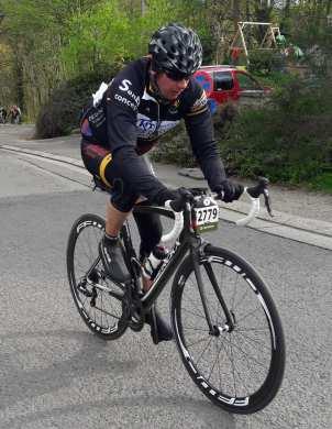 Luik-Bastenaken-Luik zit er op Onze kampioen van de voorjaars-klassiekers is Jean-Marc geworden. Na de Ronde, Paris-Roubaix, den Amstel heeft hij ook Luik-Bastenaken-Luik gereden. Proficiat.
