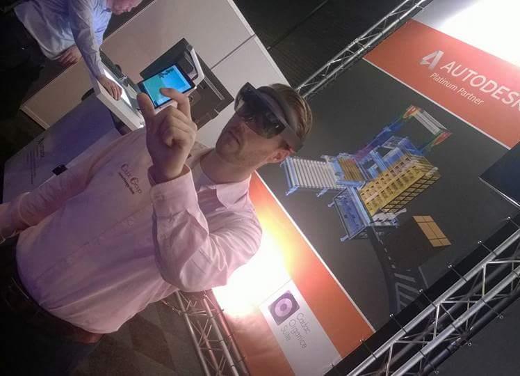 Disruptive product ontwerp Virtual- en Augmented Reality (Oculus Rift, Hololens) CAD in the cloud voor naadloos samenwerken Collaborationtools