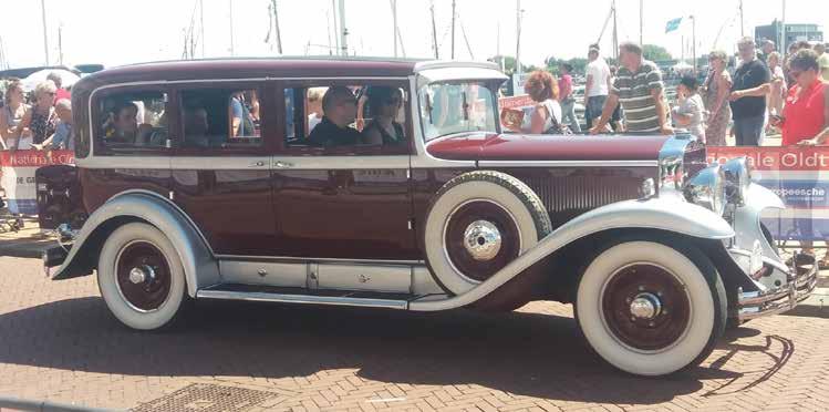 De Classic Cadillac Parade op de 33 ste Nationale Oldtimerdag in Lelystad William van der Meulen, de voorzitter van de Organisatiecommissie Nationale Oldtimerdag, begon 35 jaar geleden als promotor