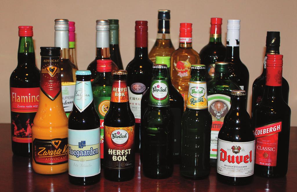Alcoholische drank Per flesje: Grolsch Premium Pilsener (0,3l) 2,00 Grolsch Radler 2,0% (0,3l) 2,25 Grolsch Lentebok / Herfstbok (0,3l) 2,75 Hoegaarden witbier (0,3l) 2,75 Duvel Belgisch Speciaalbier