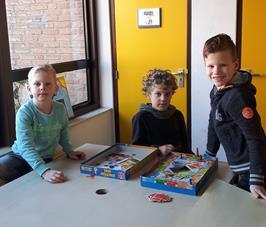 Groep 3/ 4: juf Anneke en juf Bertine Wat hebben de kinderen de afgelopen weken hard gewerkt. We zijn klaar met alle toetsen!