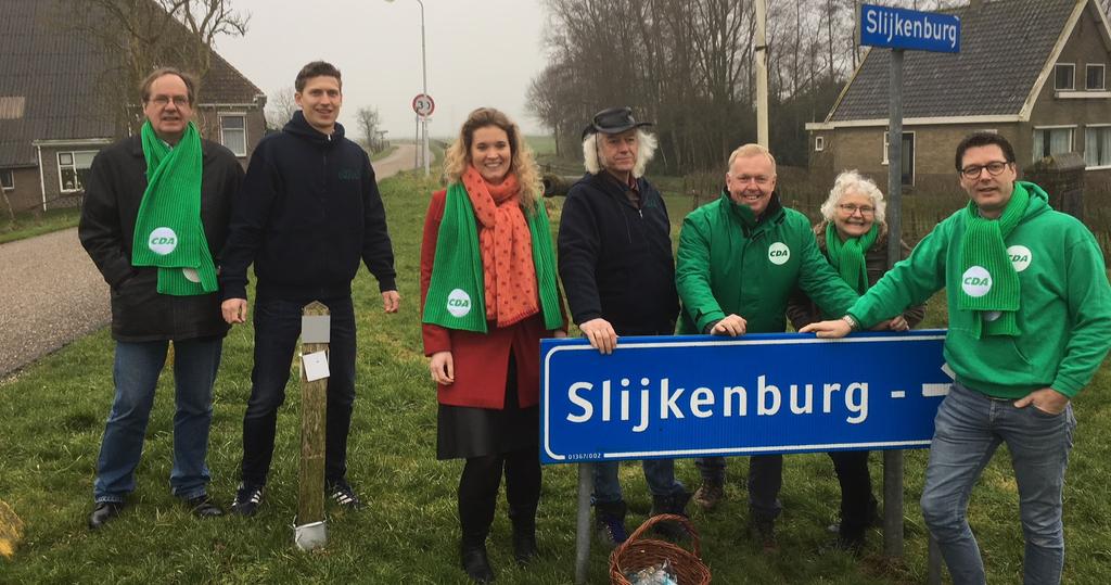 Inleiding Als we denken aan Weststellingwerf dan denken wij aan de dorpen. Dorpen waarin mensen elkaar kennen en naar elkaar omzien.