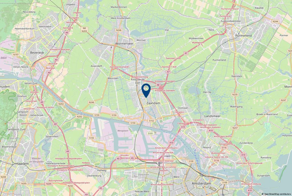 Locatie De ligging is op korte afstand van het kernwinkelgebied van Zaandam op een zogenoemde B-locatie.
