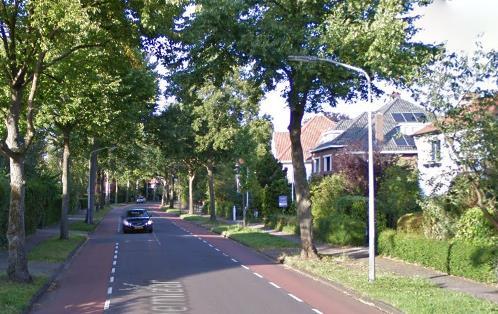 Meetpunt 25: Zonnebloemlaan Motorvoertuigen per etmaal 3.970 Fietsers per etmaal - 50 km/u 47,2 km/u 53,9 km/u De Zonnebloemlaan is een gebiedsontsluitingsweg binnen de bebouwde kom van Aerdenhout.