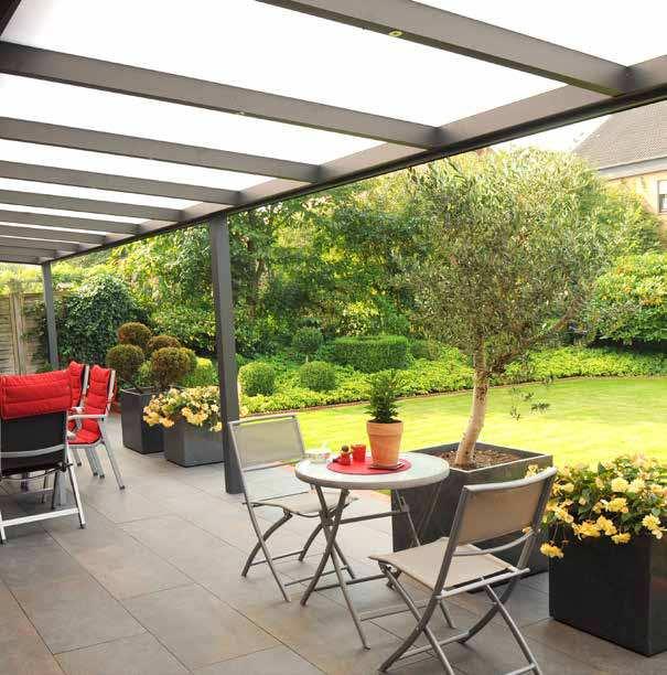 Expert Edition t/m 700 cm breed met Polycarbonaat STAANDERS PRIJS (BREEDTE X DIEPTE) (AANTAL) (INCL. 21% BTW) VERANDA 200 CM DIEP 300 x 200 cm 2 1.799,00 400 x 200 cm 2 2.059,00 500 x 200 cm 2 2.