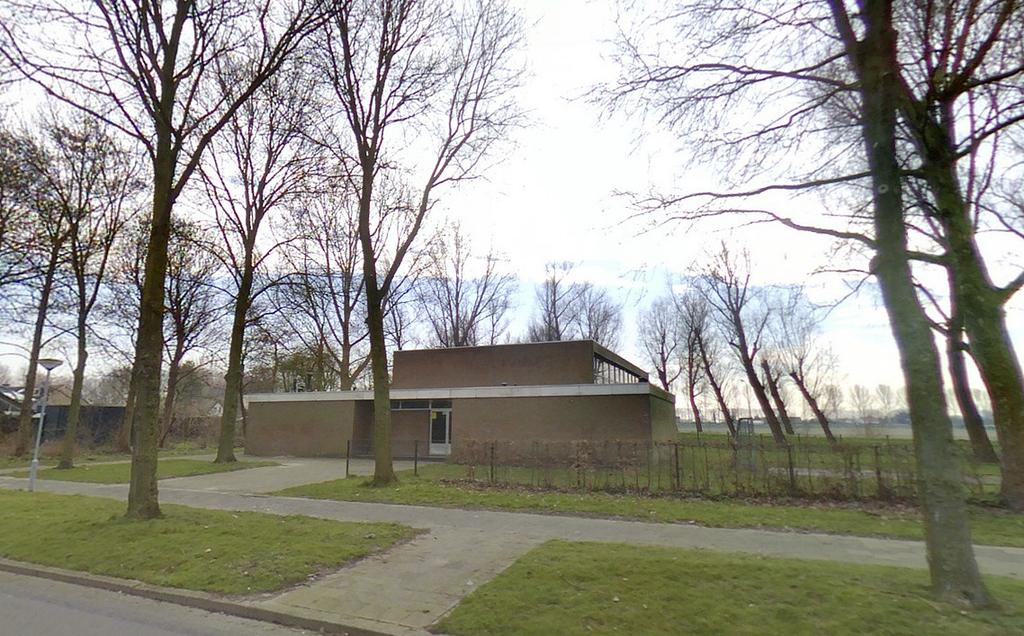 Rechts is het huisje van weduwe van den Berg aan de Oudendijk te zien (RAD, inventarisnr. 552_321042).