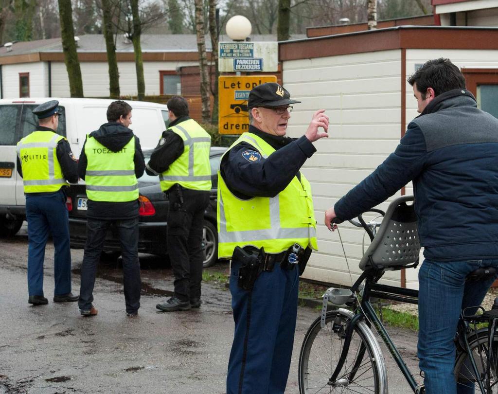 B7.2 Drie mogelijke uitkomsten na doorlopen transformatieladder 2. Recreatieve kwaliteitsimpuls (vervolg) Er zijn vijf stappen om te handhaven op permanent wonen.