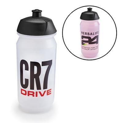 ACCESSOIRES (1) (2) (3) (4) (1) 245A - CR7 Drive Bidon 550ml Blijf gehydrateerd om op je best te kunnen presteren.