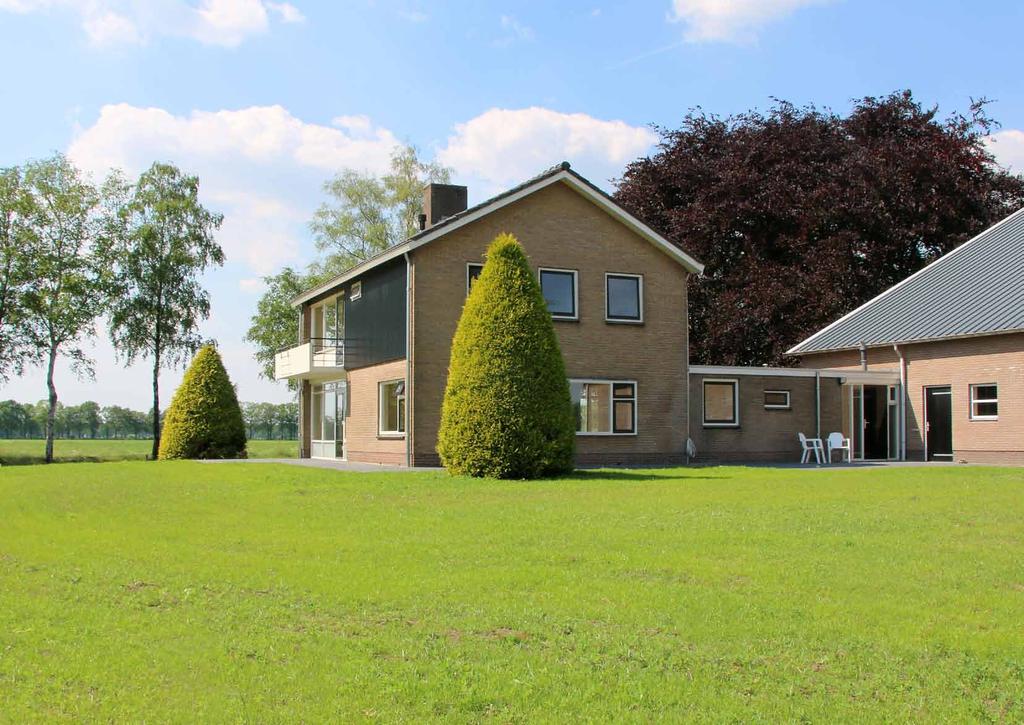Royaal comfortabel landelijk gelegen woonhuis In het buitengebied tussen Enschede, Haaksbergen en Buurse in het fraaie Twentse landschap