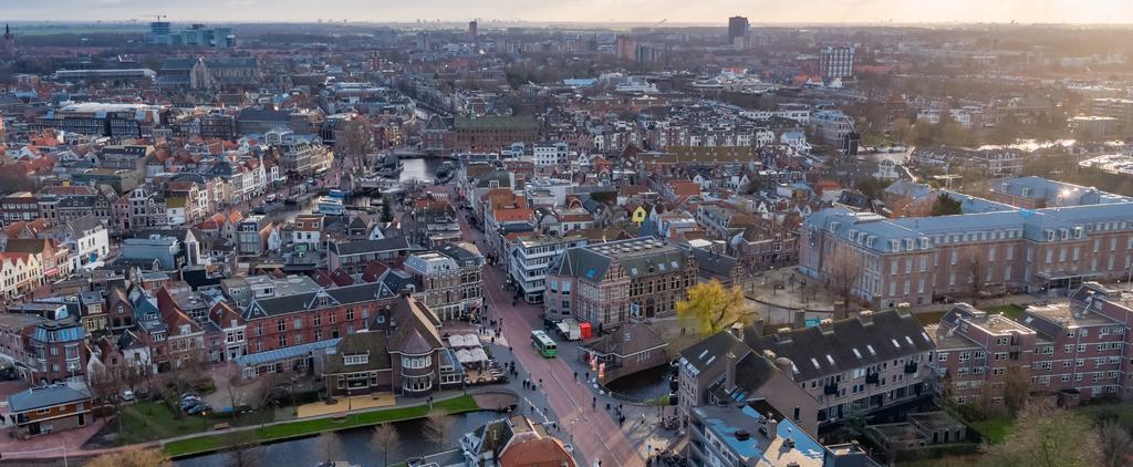 De goede bereikbaarheid met zowel auto, trein als fiets maken het gebouw geschikt voor de behoefte van deze tijd. De eerste fase (1) is momenteel in aanbouw. De geplande oplevering is medio 2019.