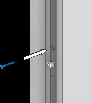 Reparatie-meerpuntssluiting met sleutelbediening Montagehandleiding Schroef alle aansluitende voorplaten in het deurblad vast.