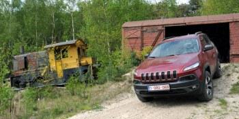 Dat de Cherokee verder gaat dan luxe SUV's, bewijst de "Trail Hawk" versie.