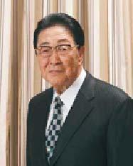 Professor emeritus Universiteit van Chiba, Japan Akira Tago Puzzelmeester Professor Tago, geboren op 25 februari 1926, verricht onderzoek op het terrein van de psychologie en heeft in zijn vrije tijd