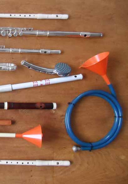 De workshop geeft informatie over blaasinstrumenten (koper- en houtblaasinstrumenten) in het algemeen en over de dwarsfluit in het bijzonder.