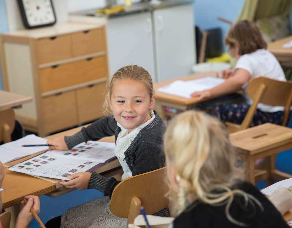 Op onze school krijg je zin in leren. De onderbouw: klas 1 tot en met 6 In de onderbouw werken we net als bij de kleuters met het hoofd, het hart en de handen.