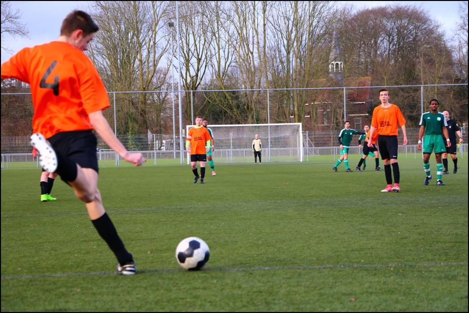 1e ronde veldvoetbal competitie 2017-2018 te Oudewater Zondag 17 december begon de aftrap van ZBSD tegen OLDI in de 1e ronde van de competitie van het seizoen 2017-2018.