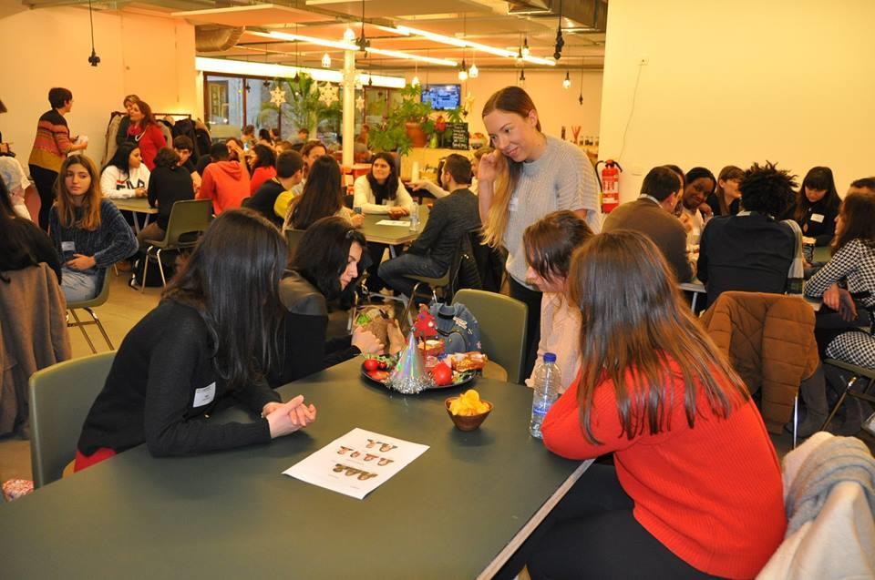 Dan werd ik jobstudente van bij project Taalmaat Ik hielp Stefanie een paar activiteiten te