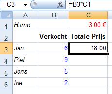 Excel 2016 Basis Pagina 51 van 87 In het voorbeeld hierboven is de formule in de cel C3 =B3*C1 (aantal verkocht x prijs) of anders gezegd, het product van de cel 1 kolom naar links met de cel 2 rijen
