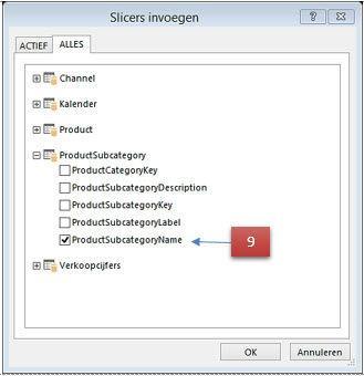 Mogelijkheid 2: We voegen eerst een slicer in voor ProductSubcategoryName We gaan op het lint naar Invoegen/Slicer.