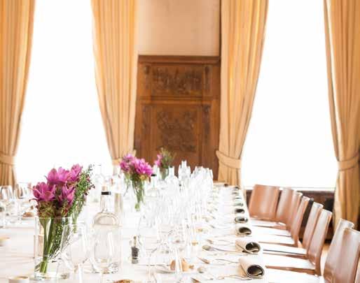 Bij exclusiviteit reserveren wij het volledige Hôtel Empain voor uw event. Capaciteit: 300 personen tijdens een receptie of walking dinner. Huurprijs: 1.650. Enkel beschikbaar na 17u.