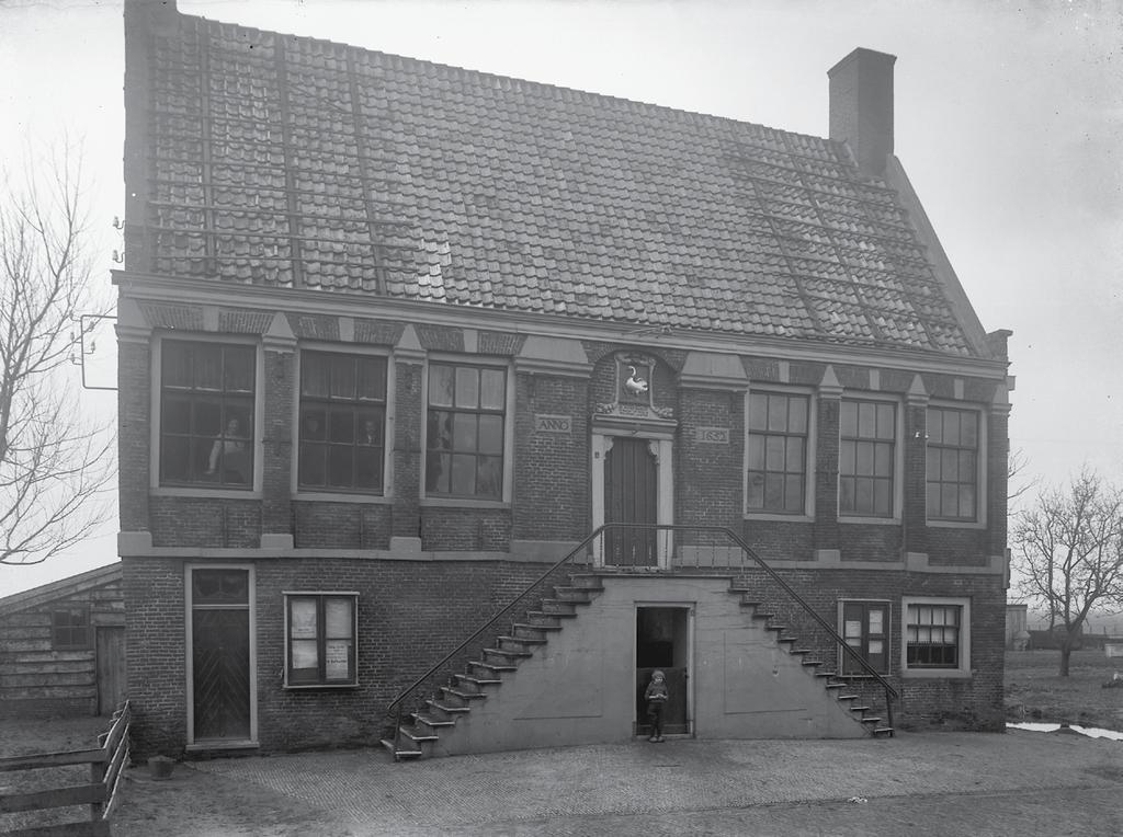 40 Cultuurhistorische IJsselmeerbiografie Noord-Holland Voorbeelden Raadhuis van Ransdorp Reizigers die in de zeventiende en achttiende eeuw het landelijke gebied van Noord-Holland bezochten,
