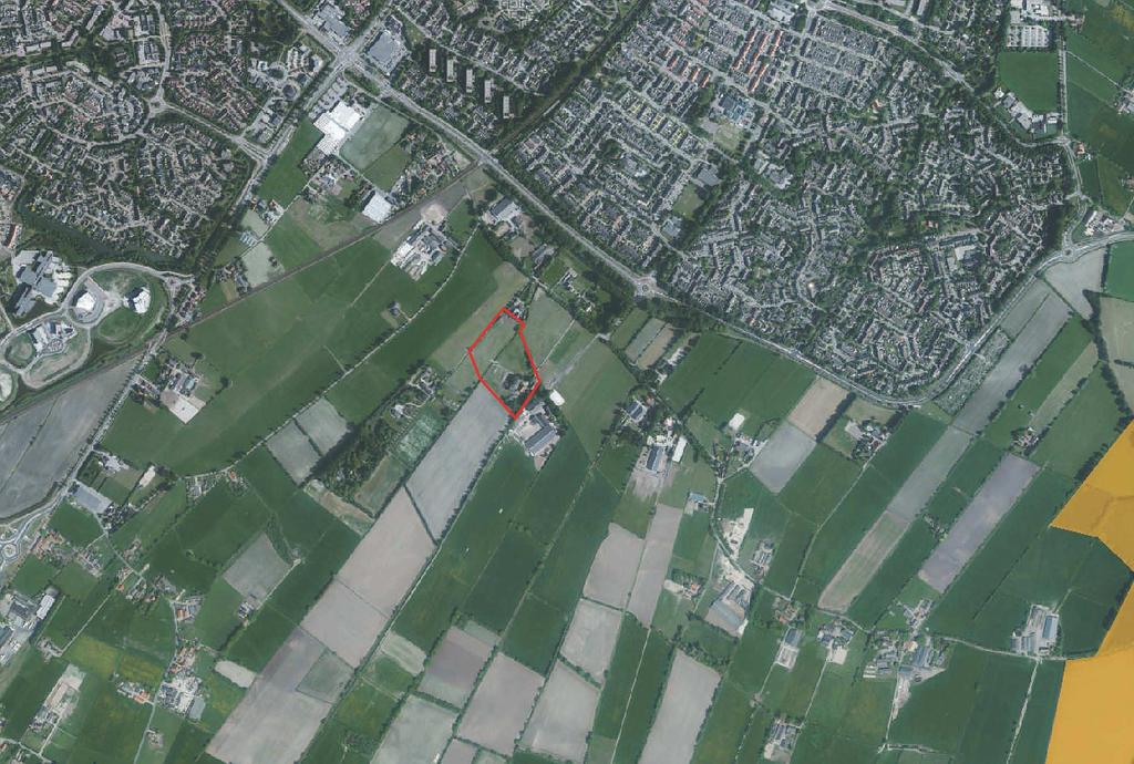 1 Inleiding Er zijn plannen in ontwikkeling voor de bouw van een woonhuis op een graslandperceel behorende tot het agrarische bedrijf gevestigd aan de Slichtenhorsterweg 41 in Nijkerk (figuur 1).
