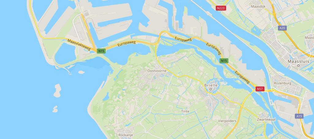 D Locatie Wijk, stand, voorzieningen, aard van de belendingen Het object is gelegen in het centrum van Oostvoorne op een goede zichtlocatie met gelijke belendingen.