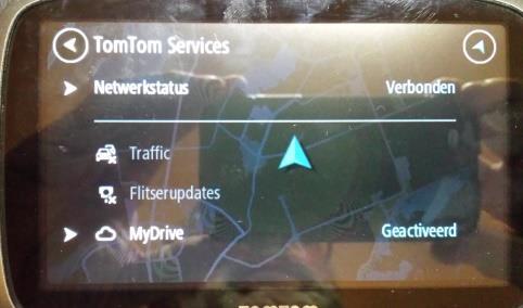 Mocht uw TomTom Niet automatisch om uw account gegevens hebben gevraagd, dan kunt u ze in het Menu My drive alsnog invoeren. 7.2.