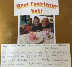 VOSSENJACHT Aan de vossenjacht deden zowel de bakkers als veel andere kinderen met ouders of oma's en opa's mee. Soms waren ze zo enthousiast vroeg vertrokken dat een vos er nog niet zat!