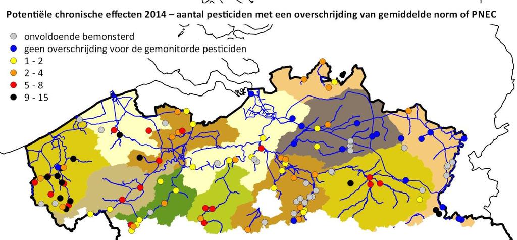 figuur 2: Aantal overschrijdingen van de jaargemiddelde MKN of PNEC per meetplaats.