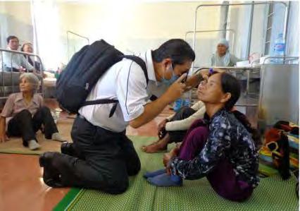 In de meeste provincies wordt de moderne Phaco techniek gebruikt voor oogoperaties Zwaktes in de oogzorg Mensen in afgelegen gebieden hebben nog steeds weinig toegang tot oogzorg: ze zijn onvoldoende
