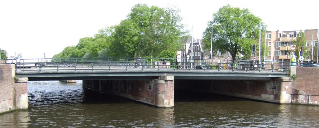 Hoogheemraadschap Amstel, Gooi en Vecht Projectplan Stroomlijnen brug 353 Dageraadsbrug Hilga Sikma Maartje Faasse Korte Ouderkerkerdijk 7 Amsterdam Postbus 94370 1090 GJ Amsterdam T